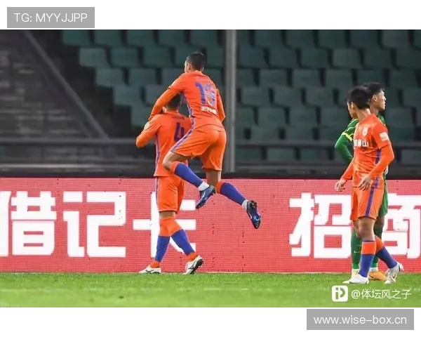 国际米兰关键战表现波动,阶段性问题显现对赛季稳定性面临考验 国际米兰关键战表现波动,阶段性问题显现对赛季稳定性面临考验