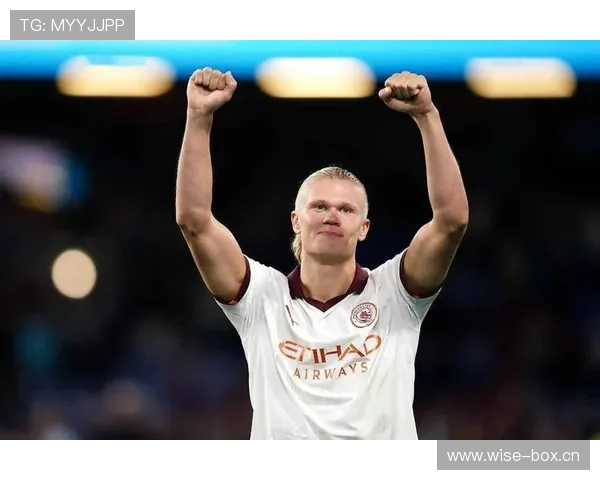 福登：欧冠冠军、英超冠军、足总杯冠军的荣誉收割者