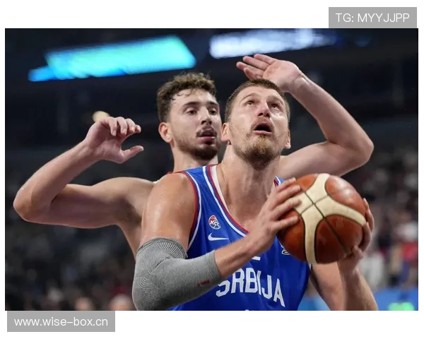 邓肯低位单打效率稳定 对比约基奇防守更具统治力